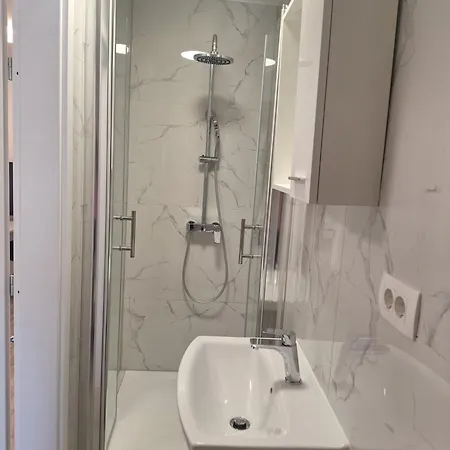 Studio Apartmani Penzion *